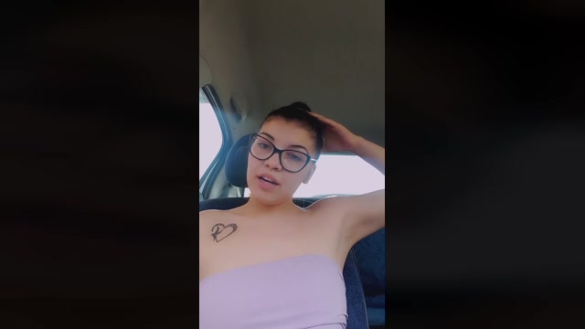 Brunette_Briana  04-06-2022